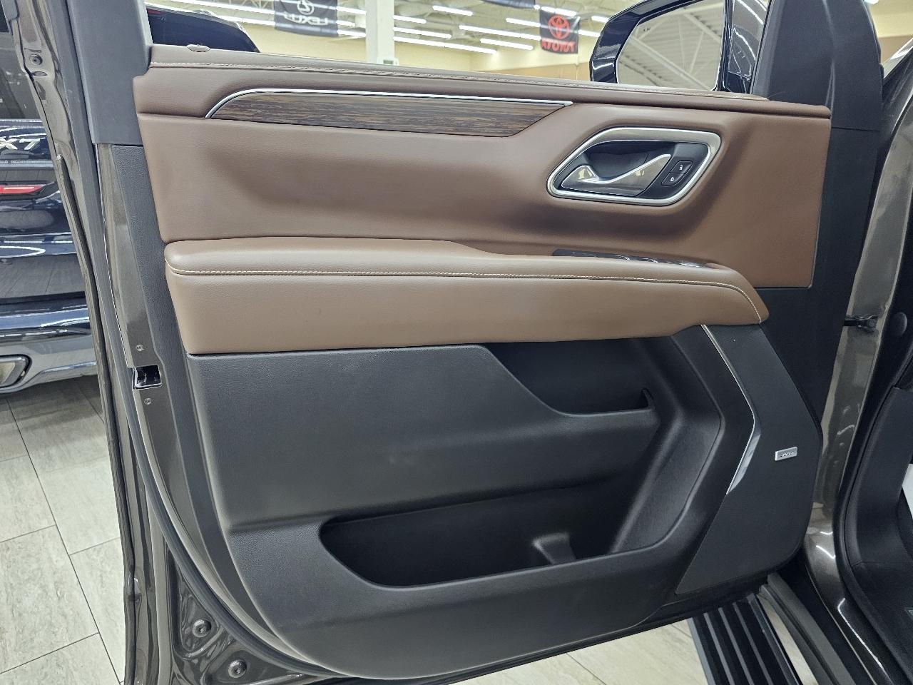 Chevrolet Tahoe High Country 4WD 2021