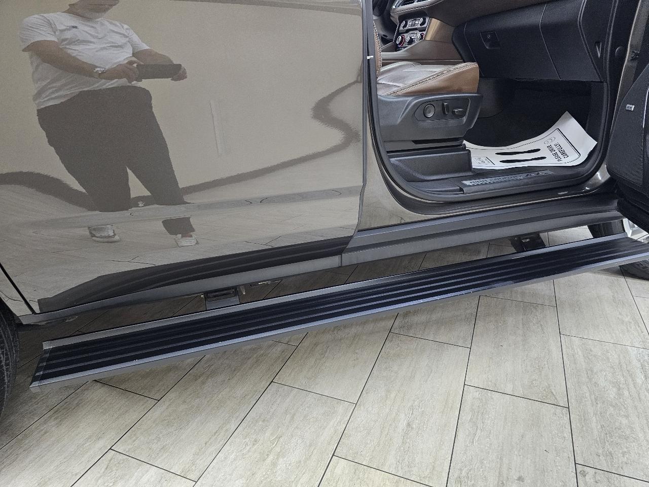 Chevrolet Tahoe High Country 4WD 2021