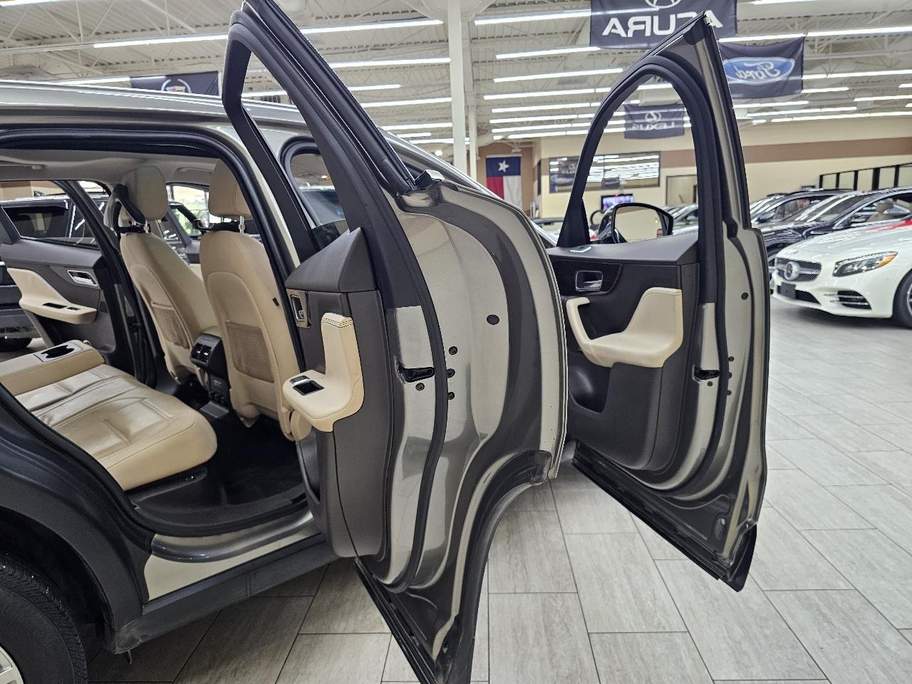 Jaguar F-Pace 25t Prestige 2018