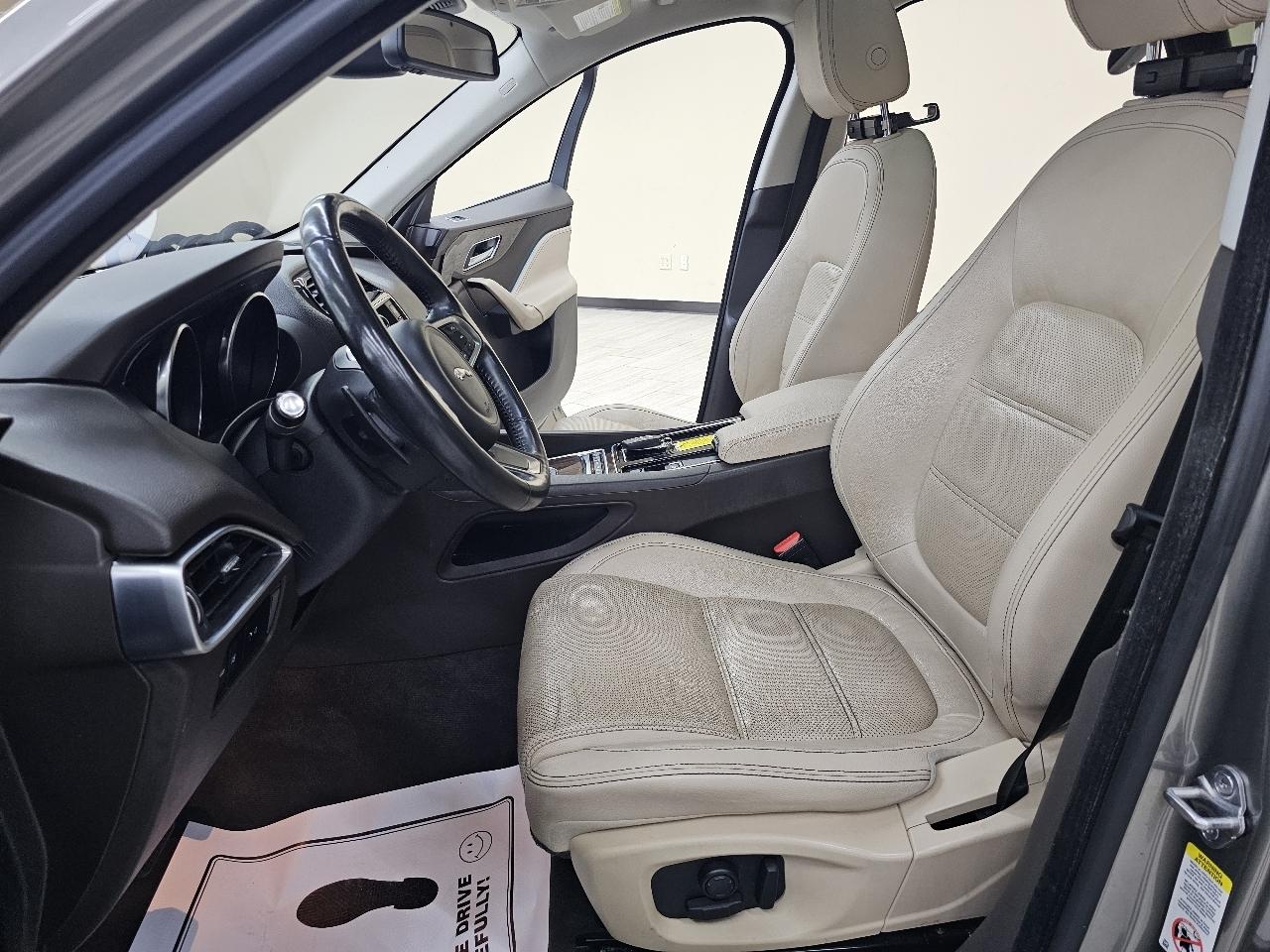 Jaguar F-Pace 25t Prestige 2018