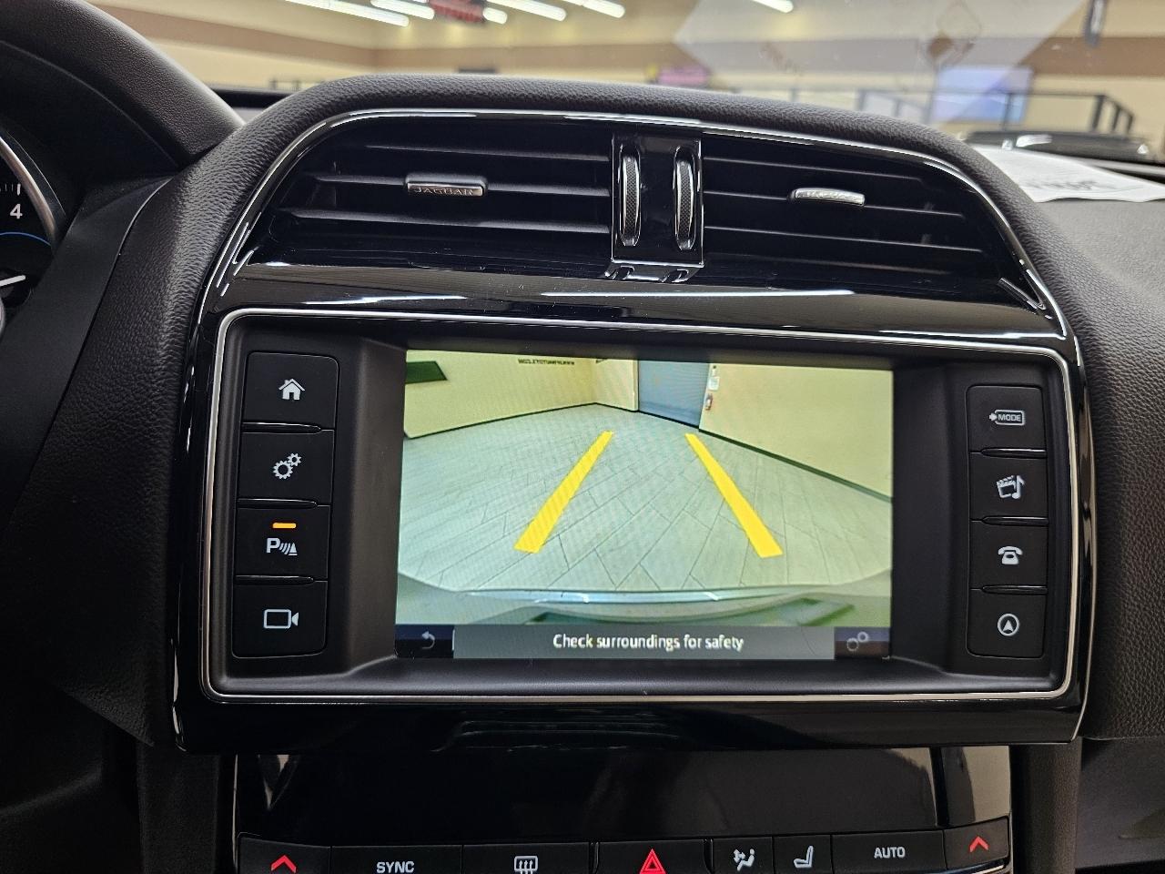 Jaguar F-Pace 25t Prestige 2018