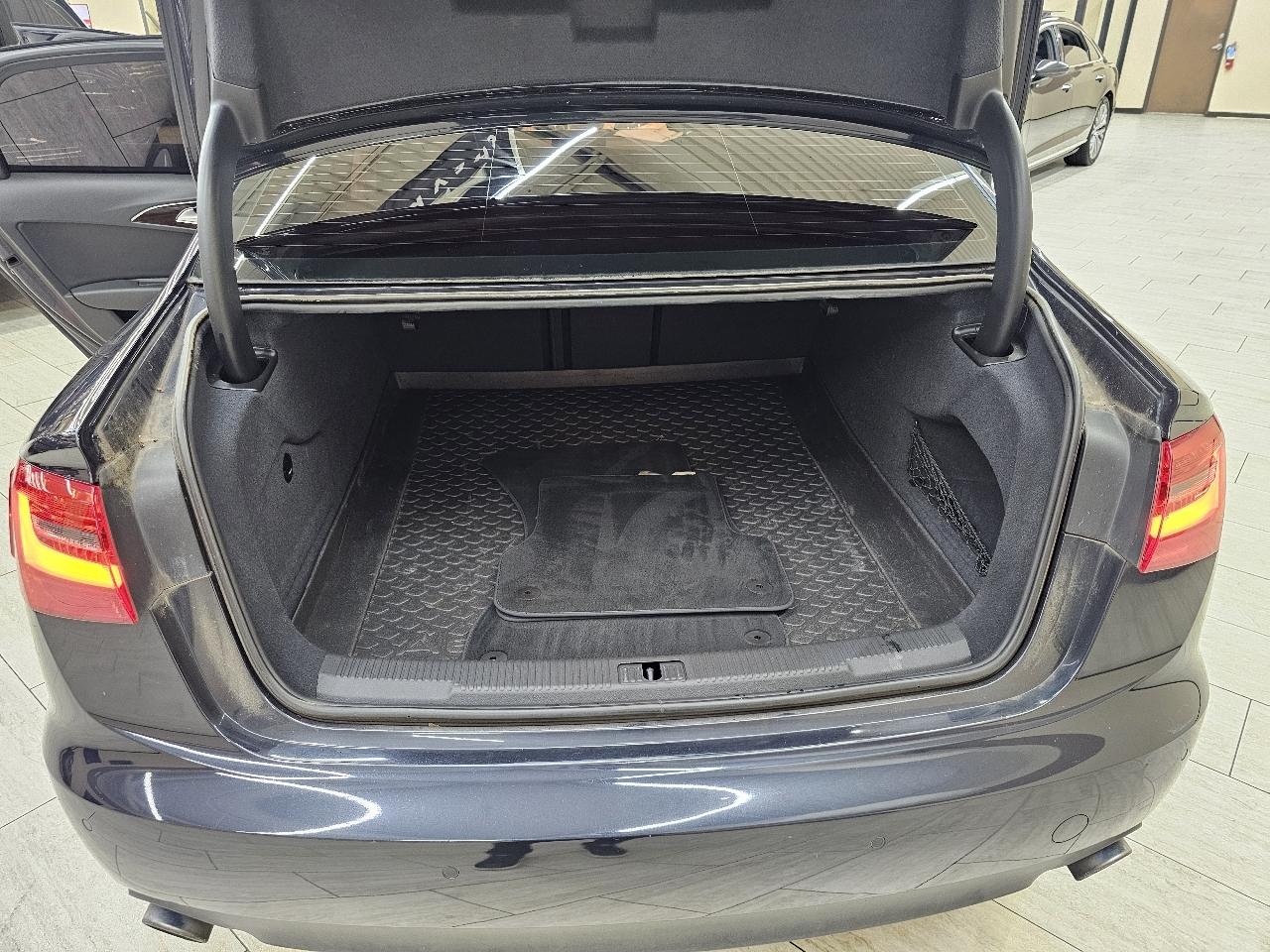 Audi A6 2.0T Premium Sedan FrontTrak Multitronic 2013