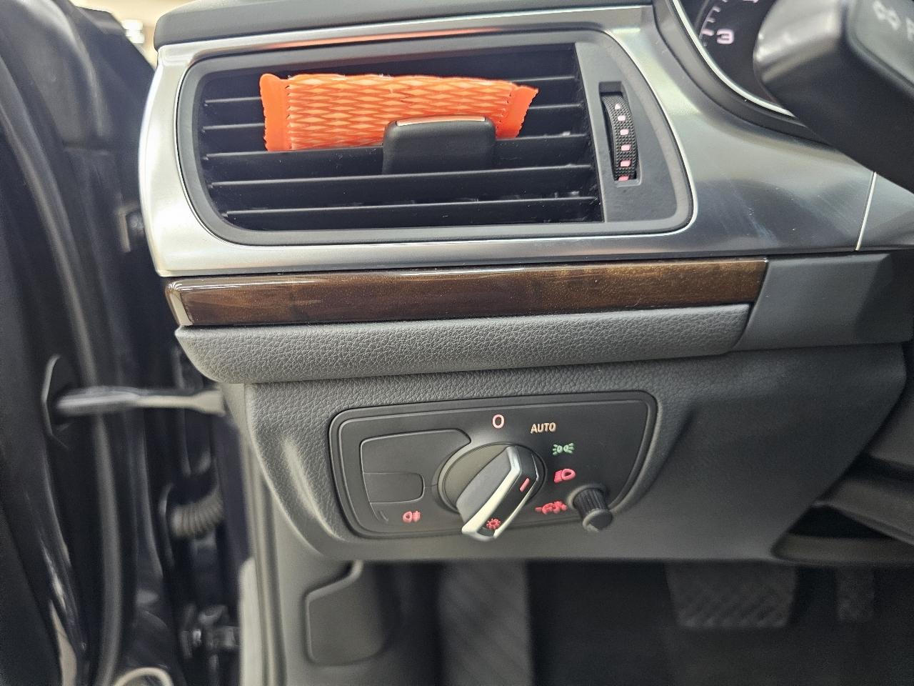 Audi A6 2.0T Premium Sedan FrontTrak Multitronic 2013