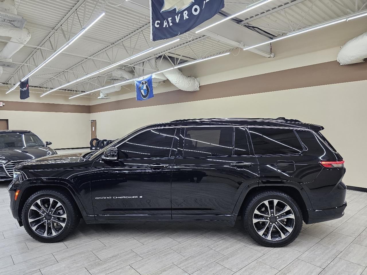 Jeep Grand Cherokee L Overland 4WD 2023