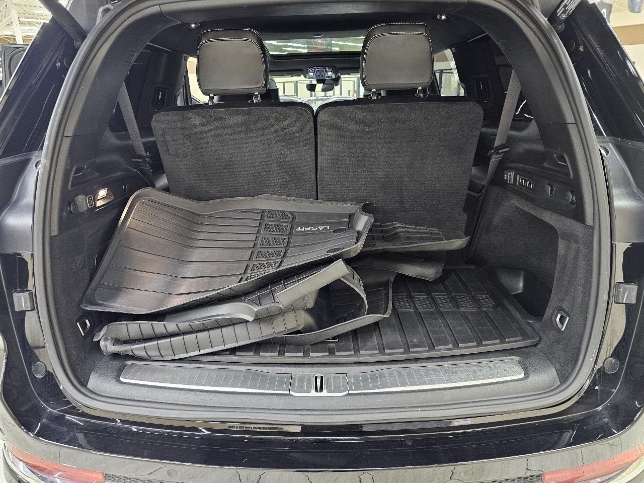 Jeep Grand Cherokee L Overland 4WD 2023