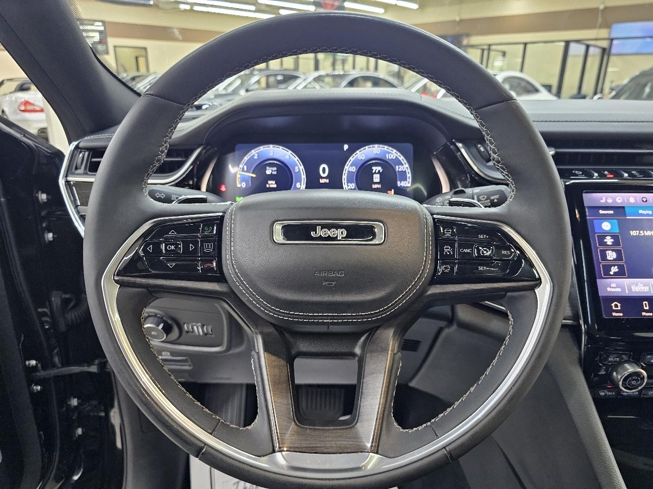 Jeep Grand Cherokee L Overland 4WD 2023