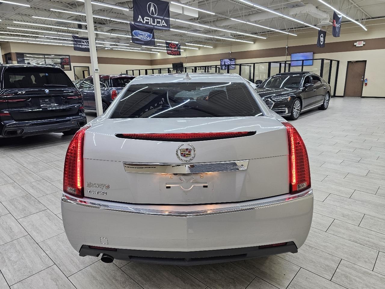 Cadillac CTS Luxury 2013