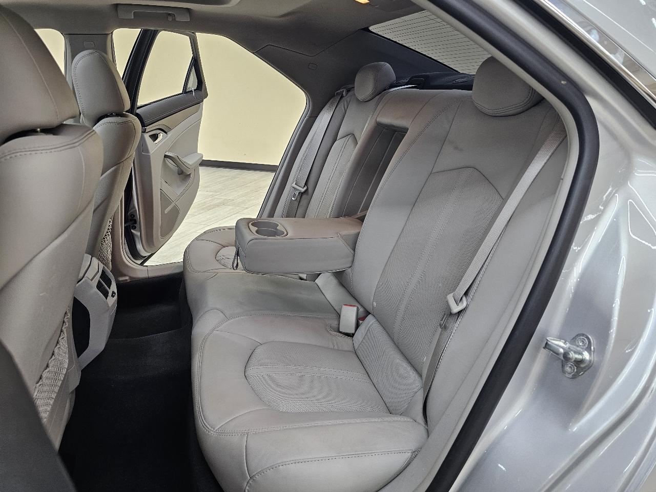 Cadillac CTS Luxury 2013