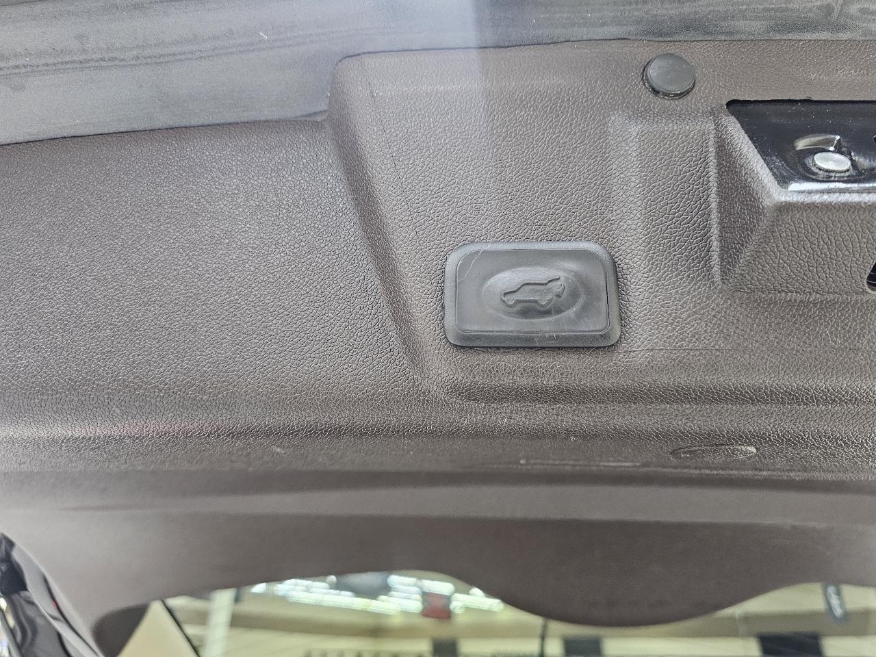 Buick Enclave Premium FWD 2013