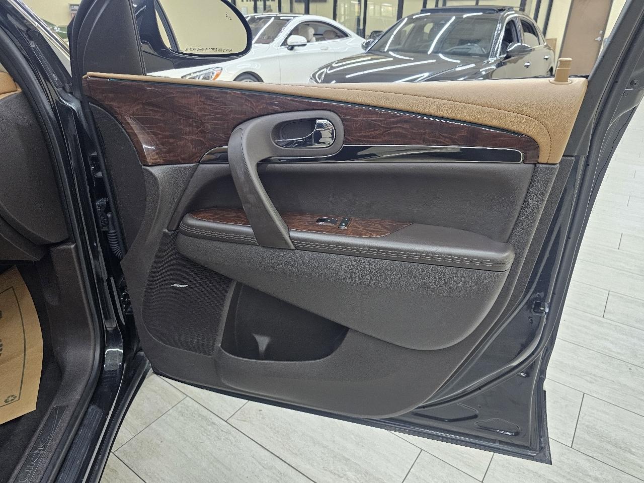 Buick Enclave Premium FWD 2013