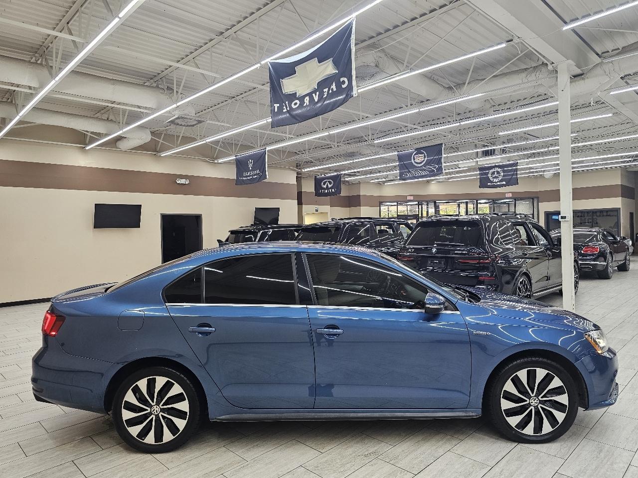 Volkswagen Jetta Hybrid SEL Premium 2015