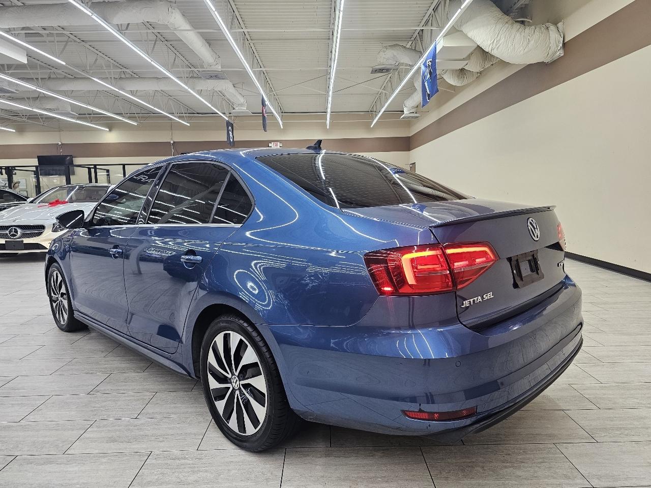 Volkswagen Jetta Hybrid SEL Premium 2015