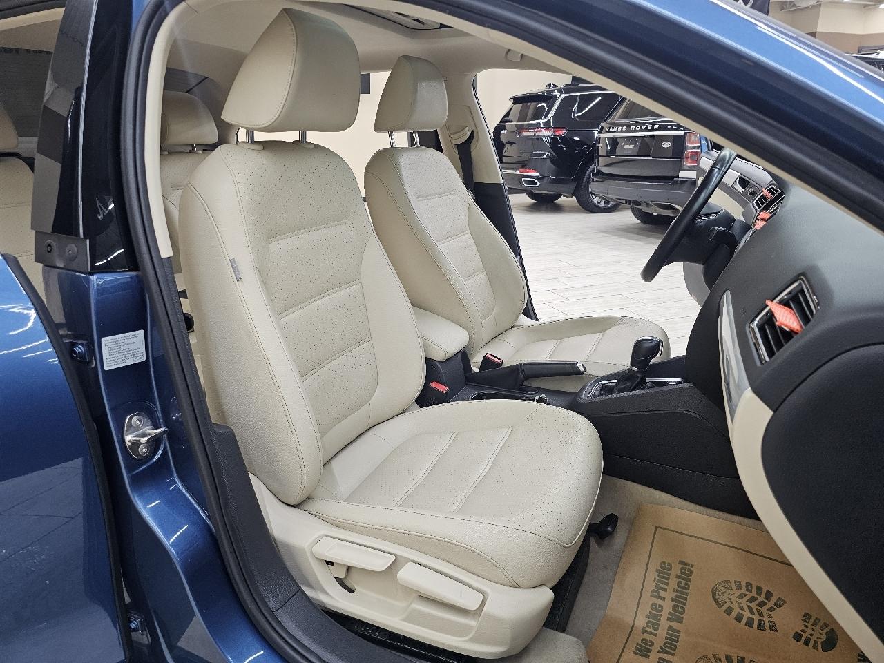 Volkswagen Jetta Hybrid SEL Premium 2015
