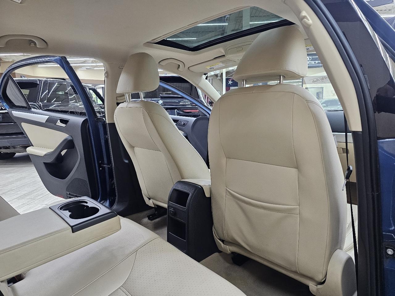 Volkswagen Jetta Hybrid SEL Premium 2015