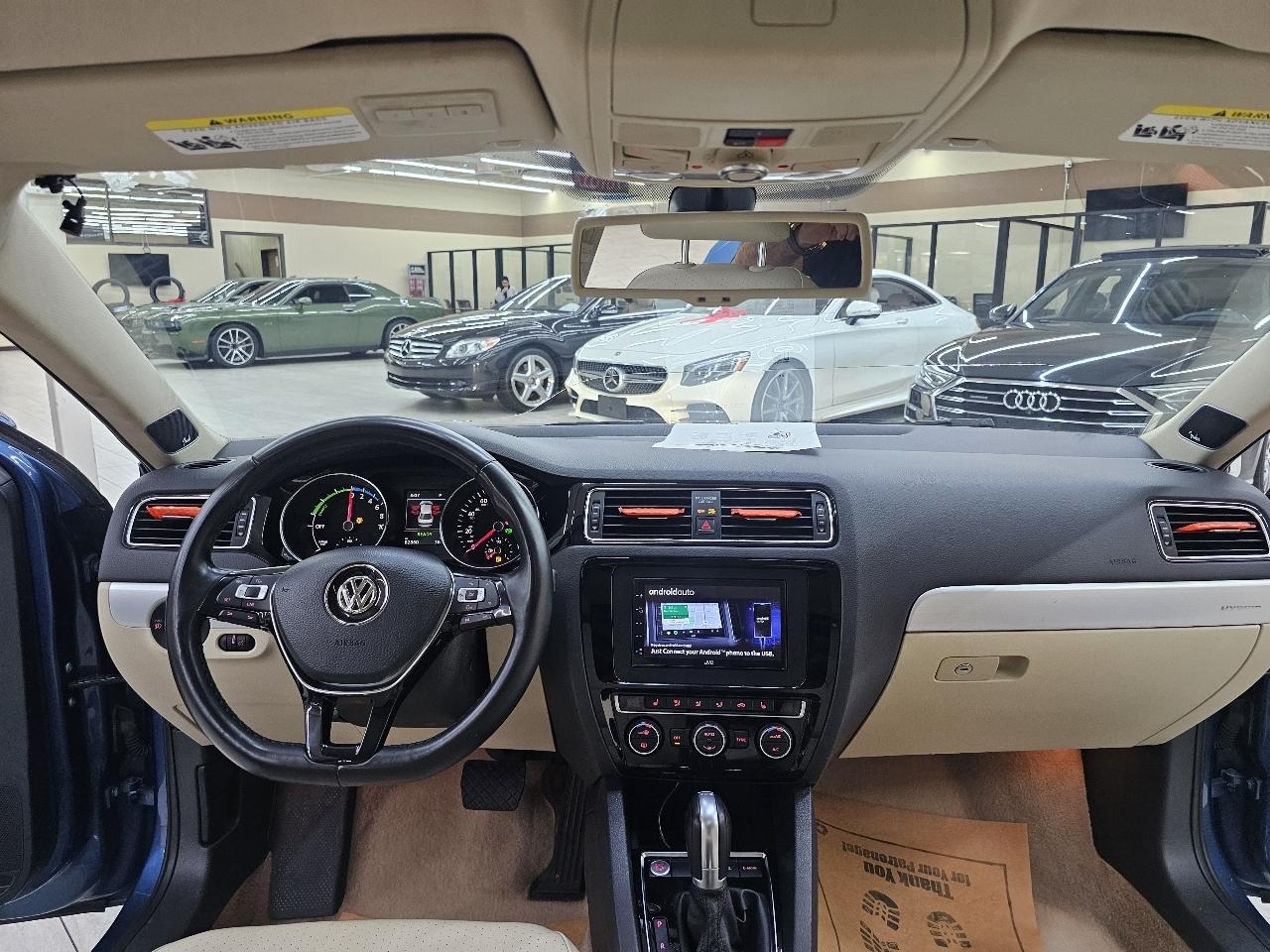 Volkswagen Jetta Hybrid SEL Premium 2015