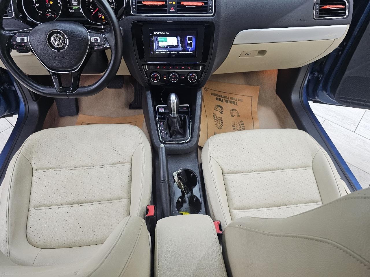 Volkswagen Jetta Hybrid SEL Premium 2015