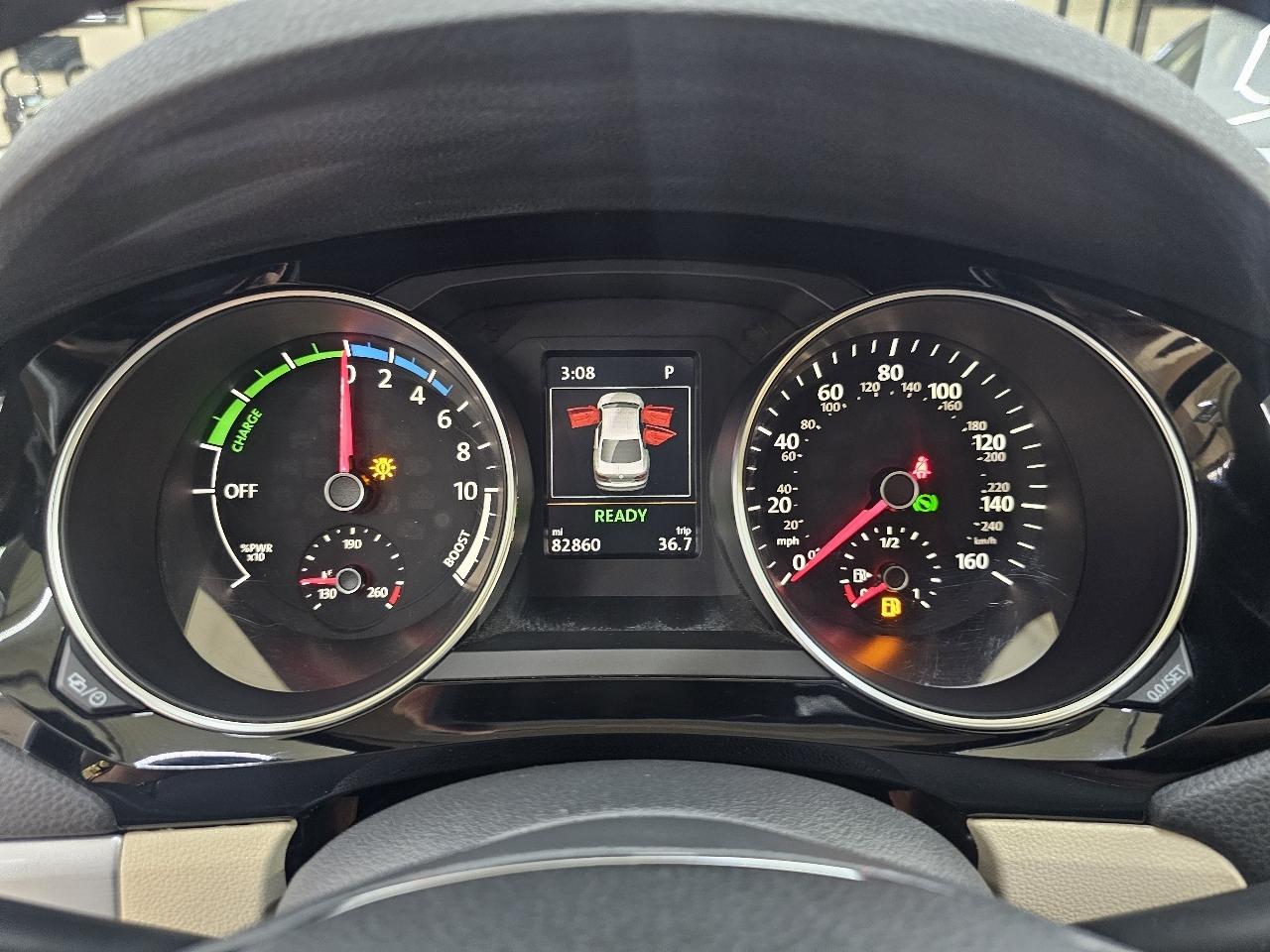 Volkswagen Jetta Hybrid SEL Premium 2015