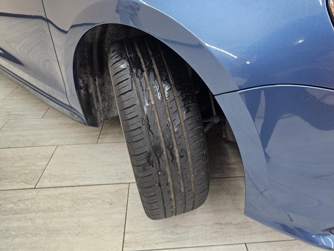Volkswagen Jetta Hybrid SEL Premium 2015
