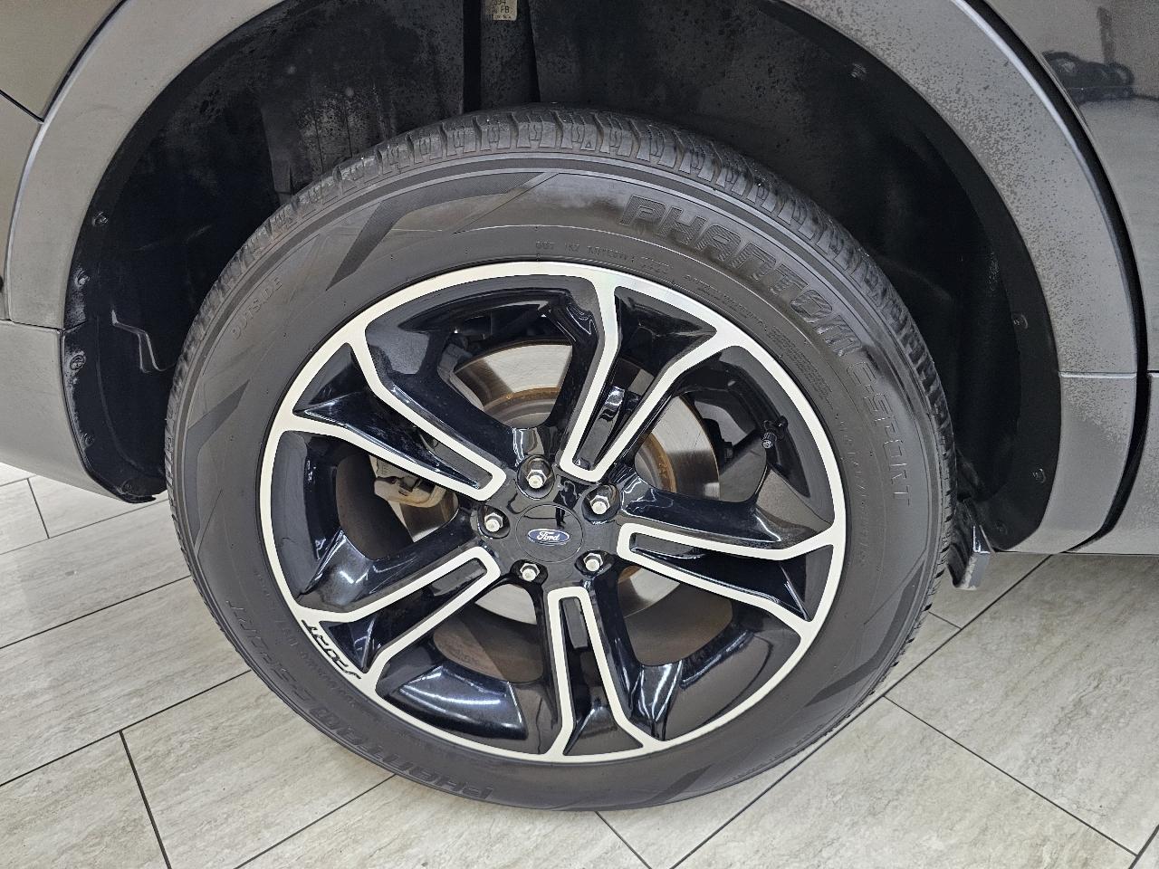 Ford Explorer Sport 4WD 2015