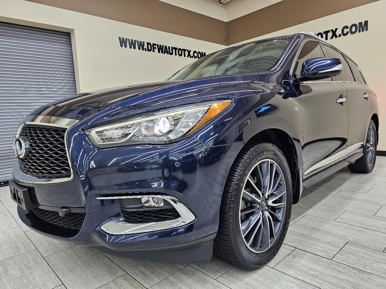 Infiniti QX60 Base FWD 2017