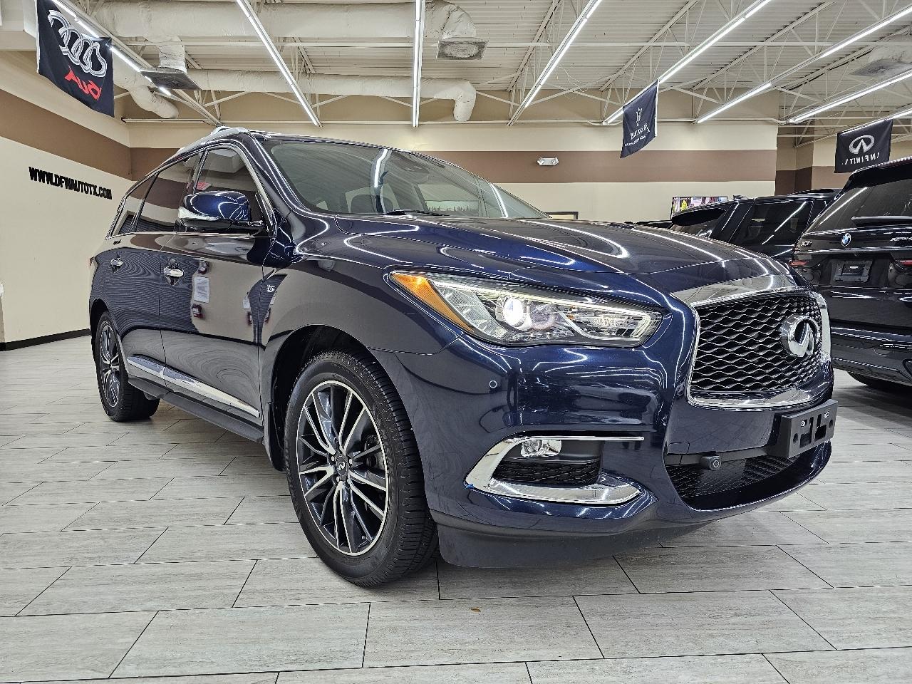 Infiniti QX60 Base FWD 2017