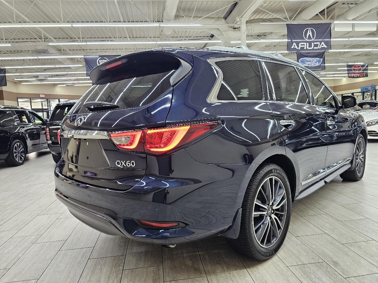 Infiniti QX60 Base FWD 2017