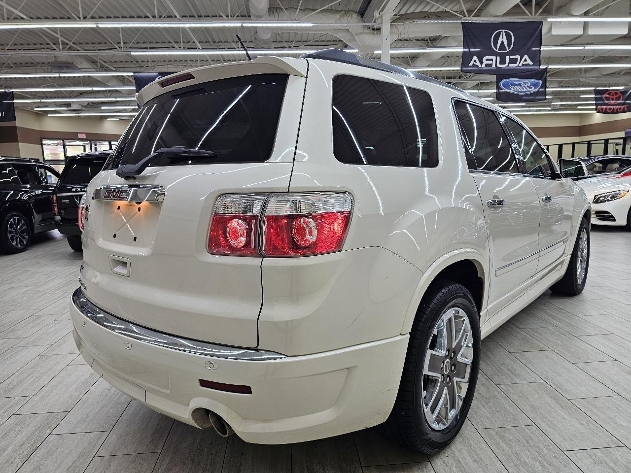 GMC Acadia Denali FWD 2012