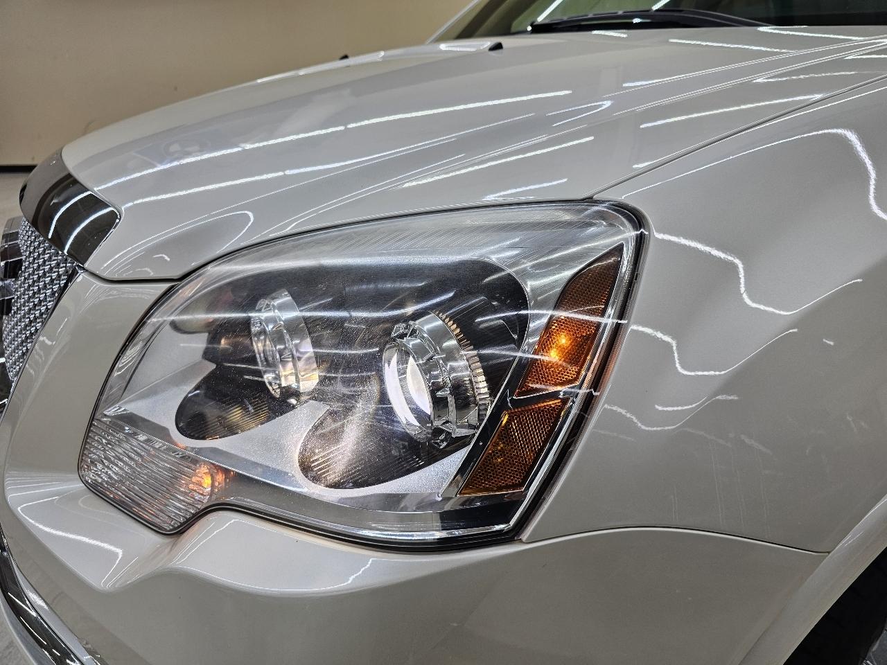 GMC Acadia Denali FWD 2012