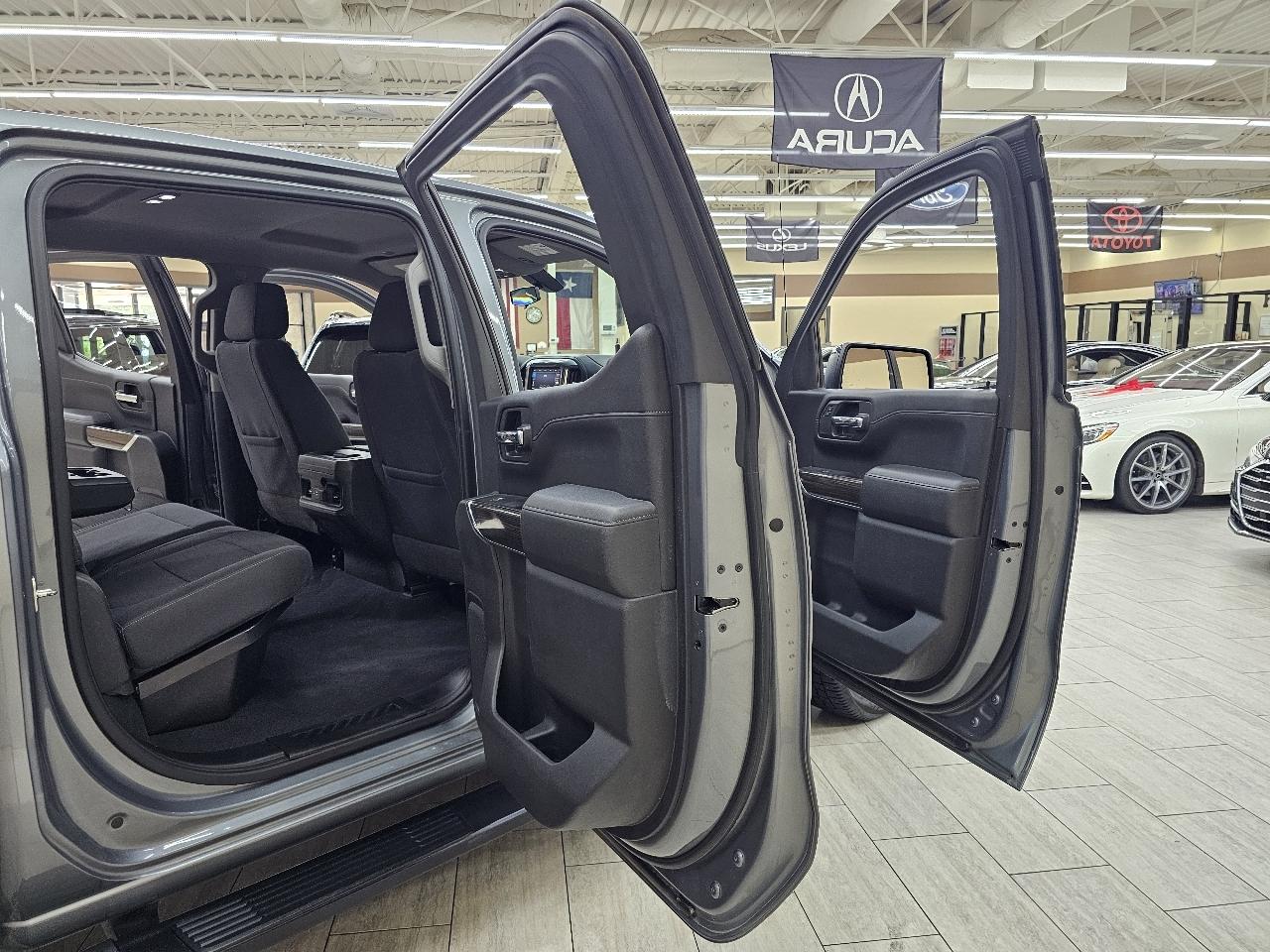 Chevrolet Silverado 1500 RST Crew Cab 4WD 2019