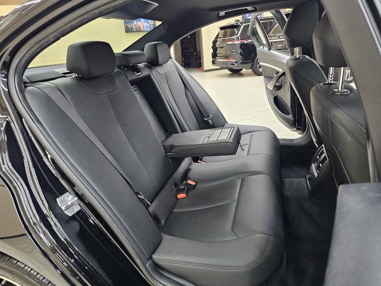 BMW 3-Series 328i SULEV 2016