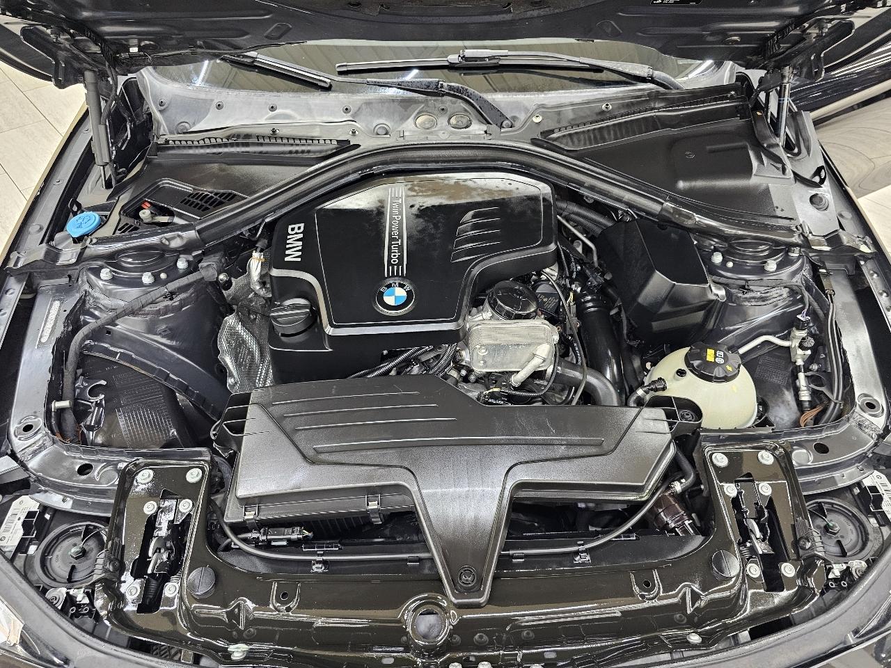 BMW 3-Series 328i SULEV 2016