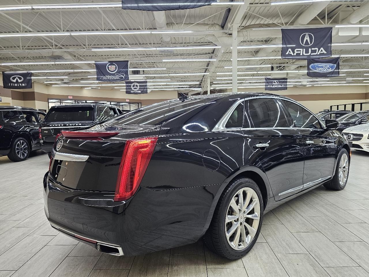 Cadillac XTS Premium 2013