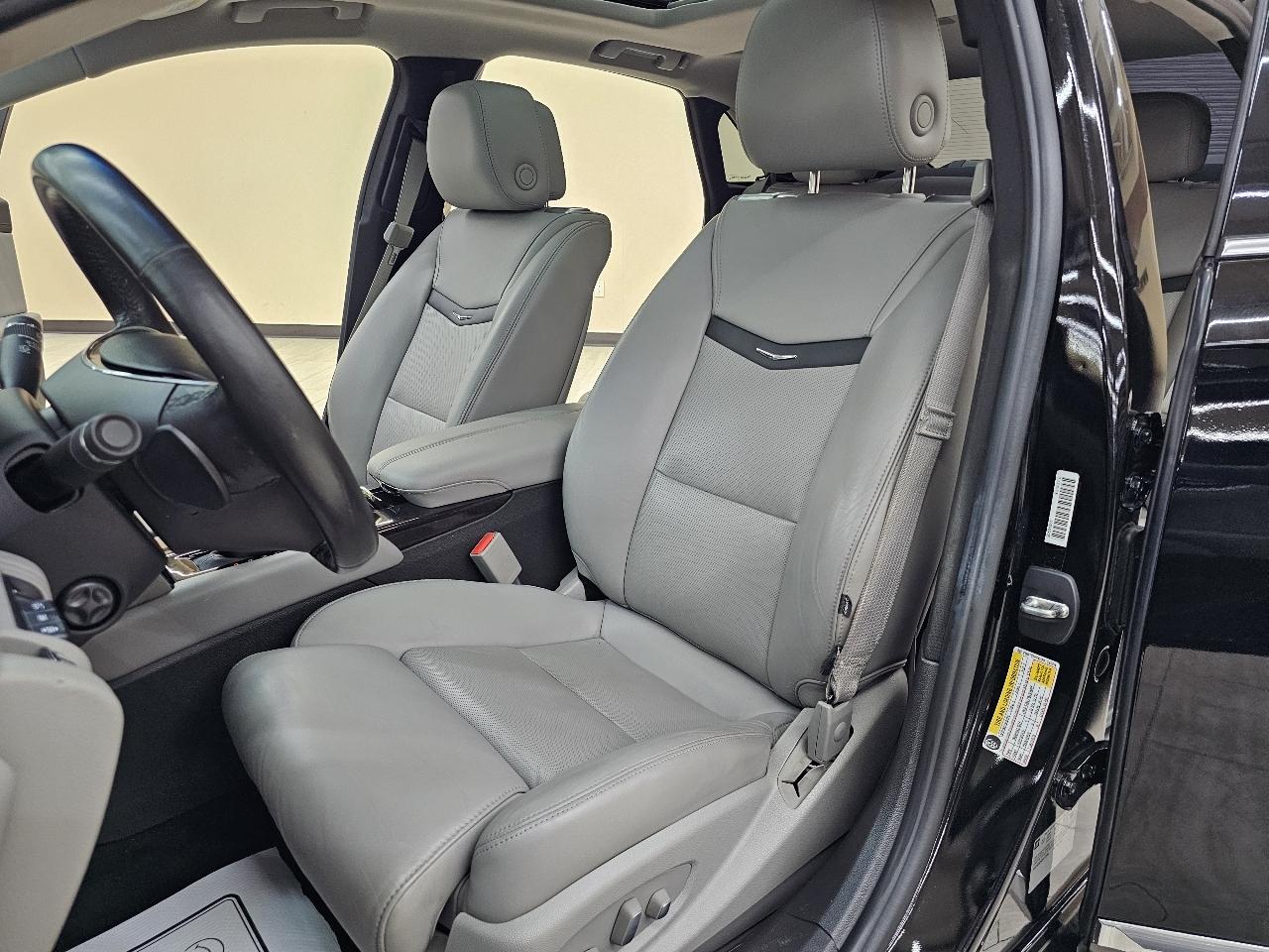 Cadillac XTS Premium 2013