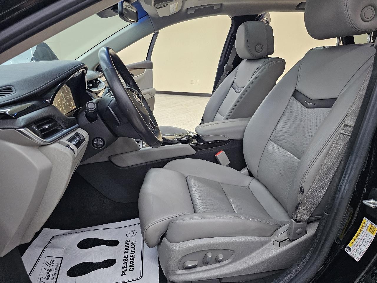 Cadillac XTS Premium 2013