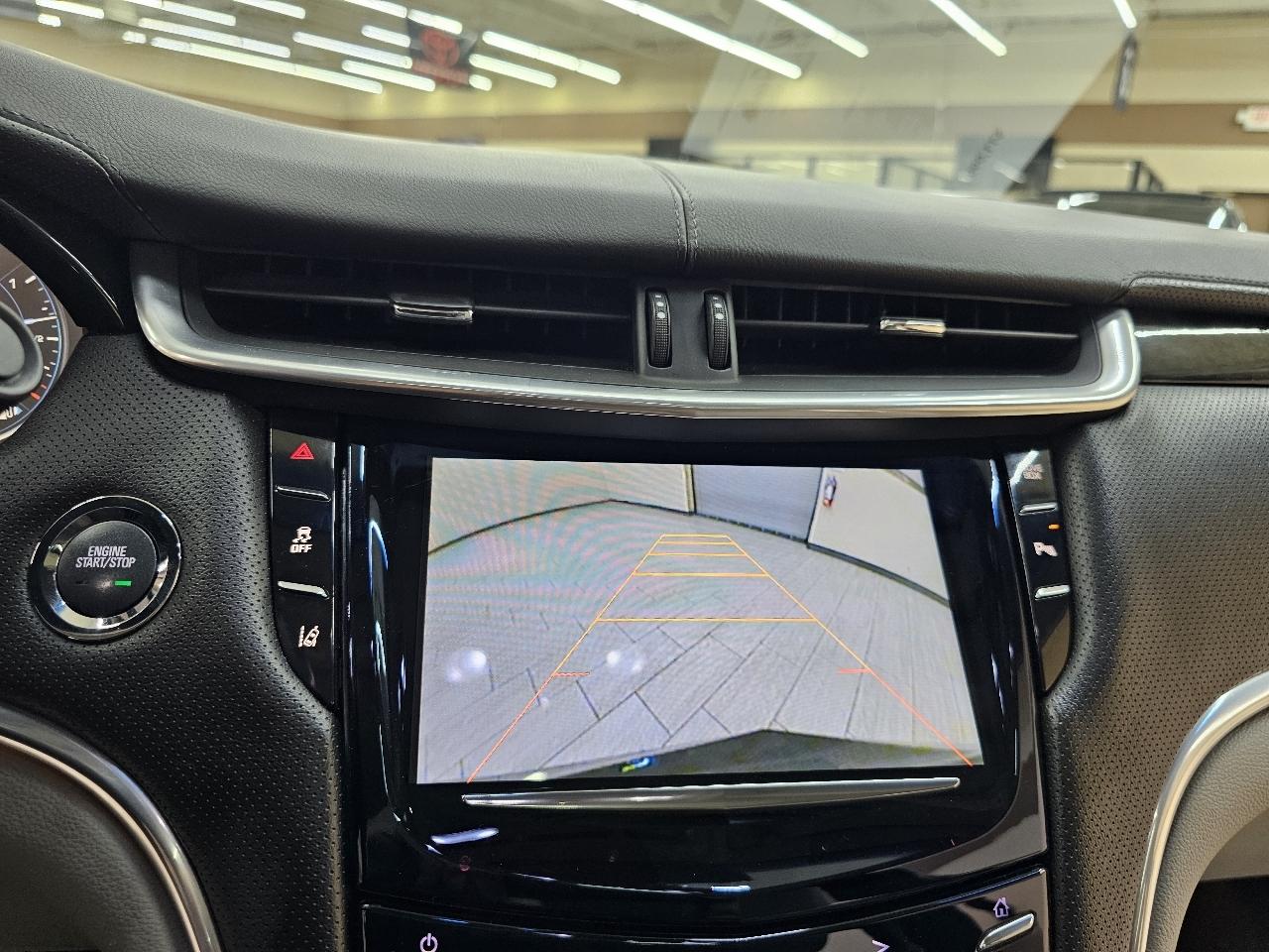 Cadillac XTS Premium 2013