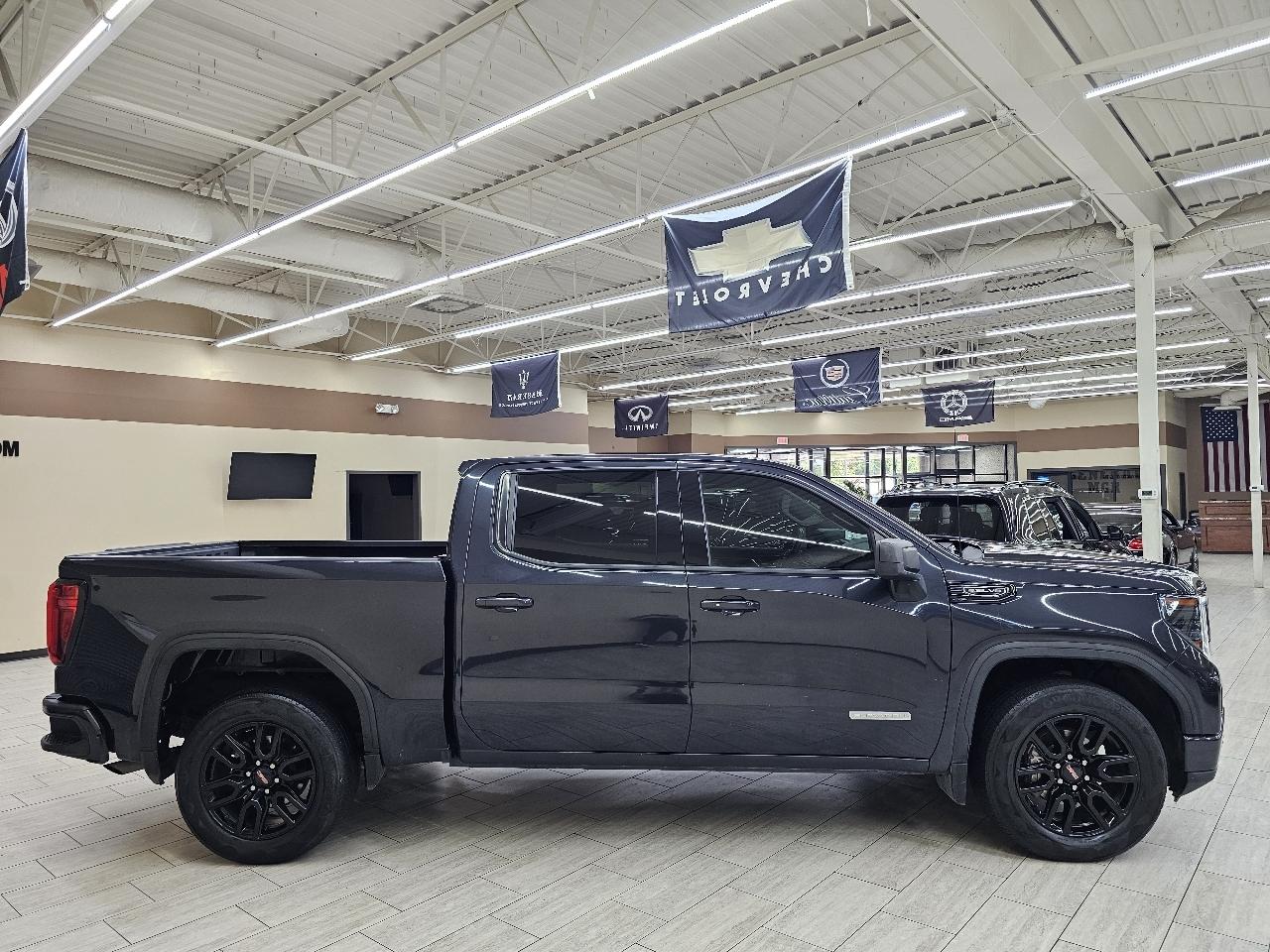 GMC Sierra 1500 Elevation Crew Cab 2WD 2023