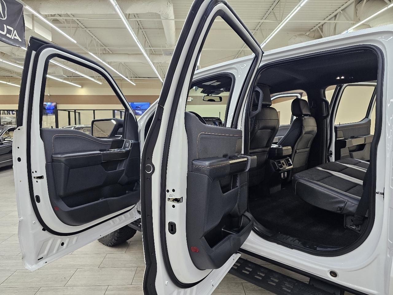 Ford F-150 Lariat SuperCrew 5.5-ft. Bed 4WD 2022