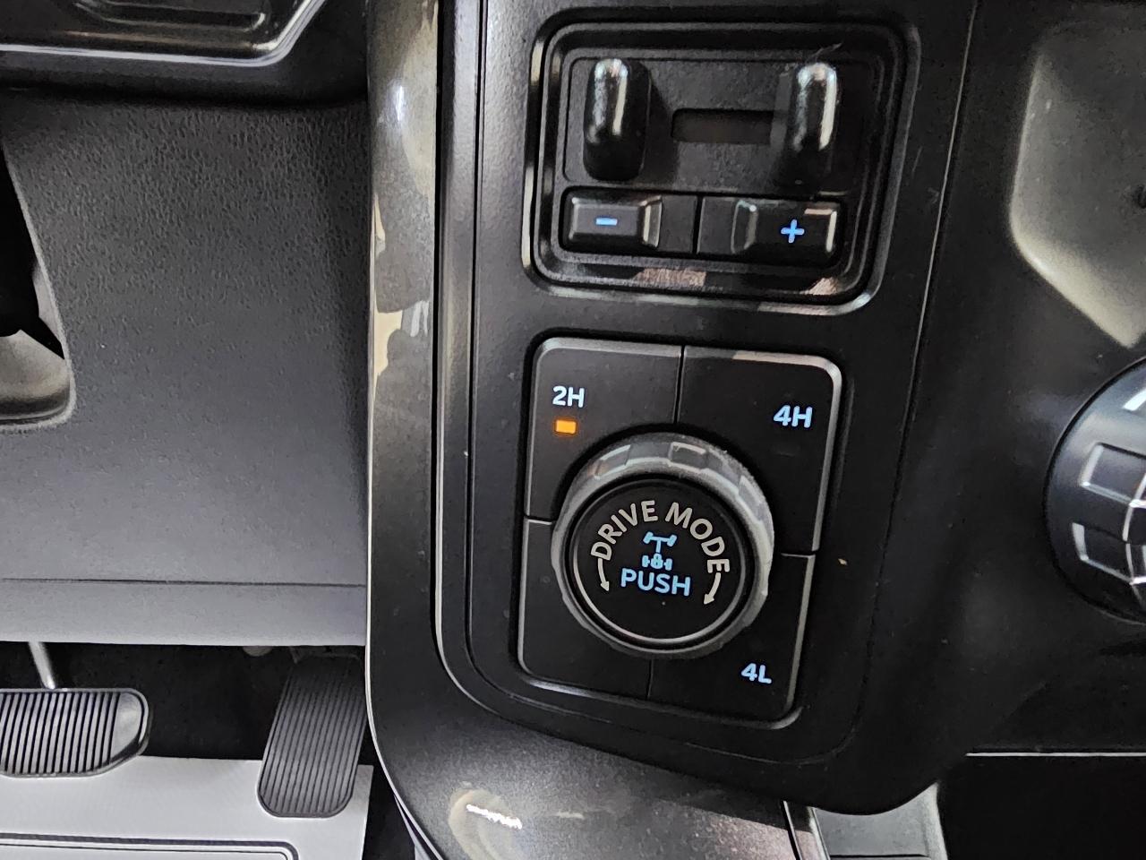 Ford F-150 Lariat SuperCrew 5.5-ft. Bed 4WD 2022