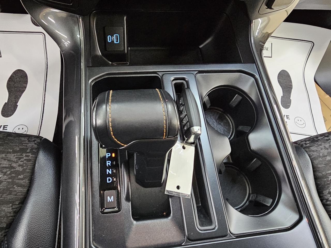 Ford F-150 Lariat SuperCrew 5.5-ft. Bed 4WD 2022
