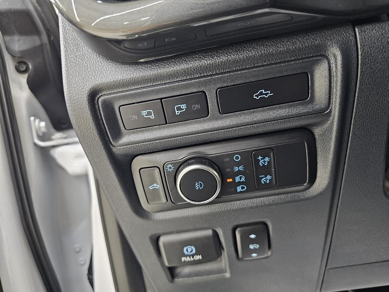 Ford F-150 Lariat SuperCrew 5.5-ft. Bed 4WD 2022