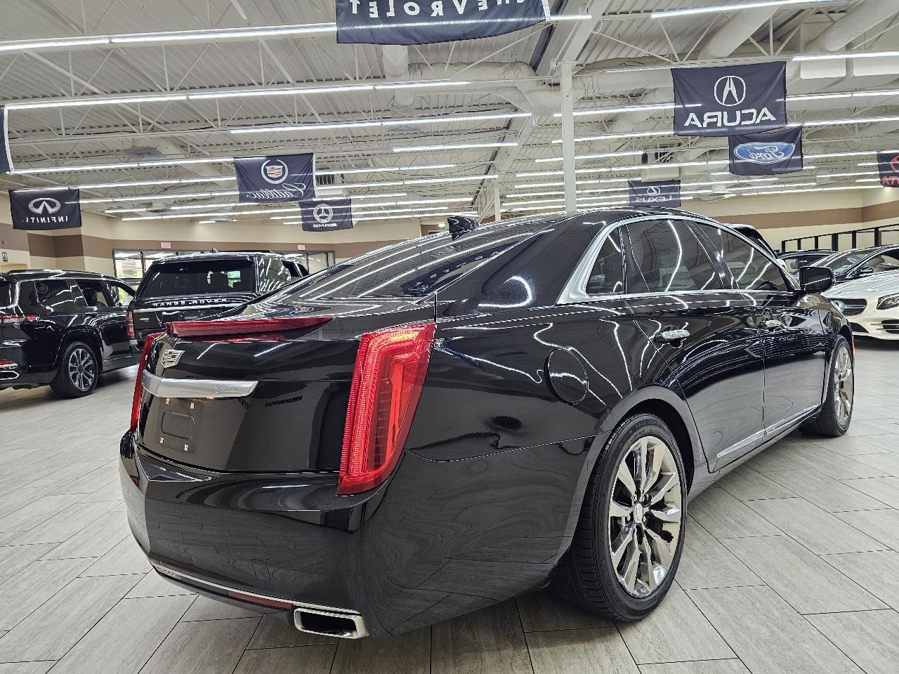 Cadillac XTS Luxury FWD 2017