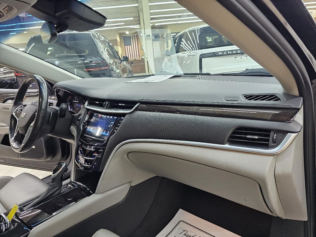 Cadillac XTS Luxury FWD 2017