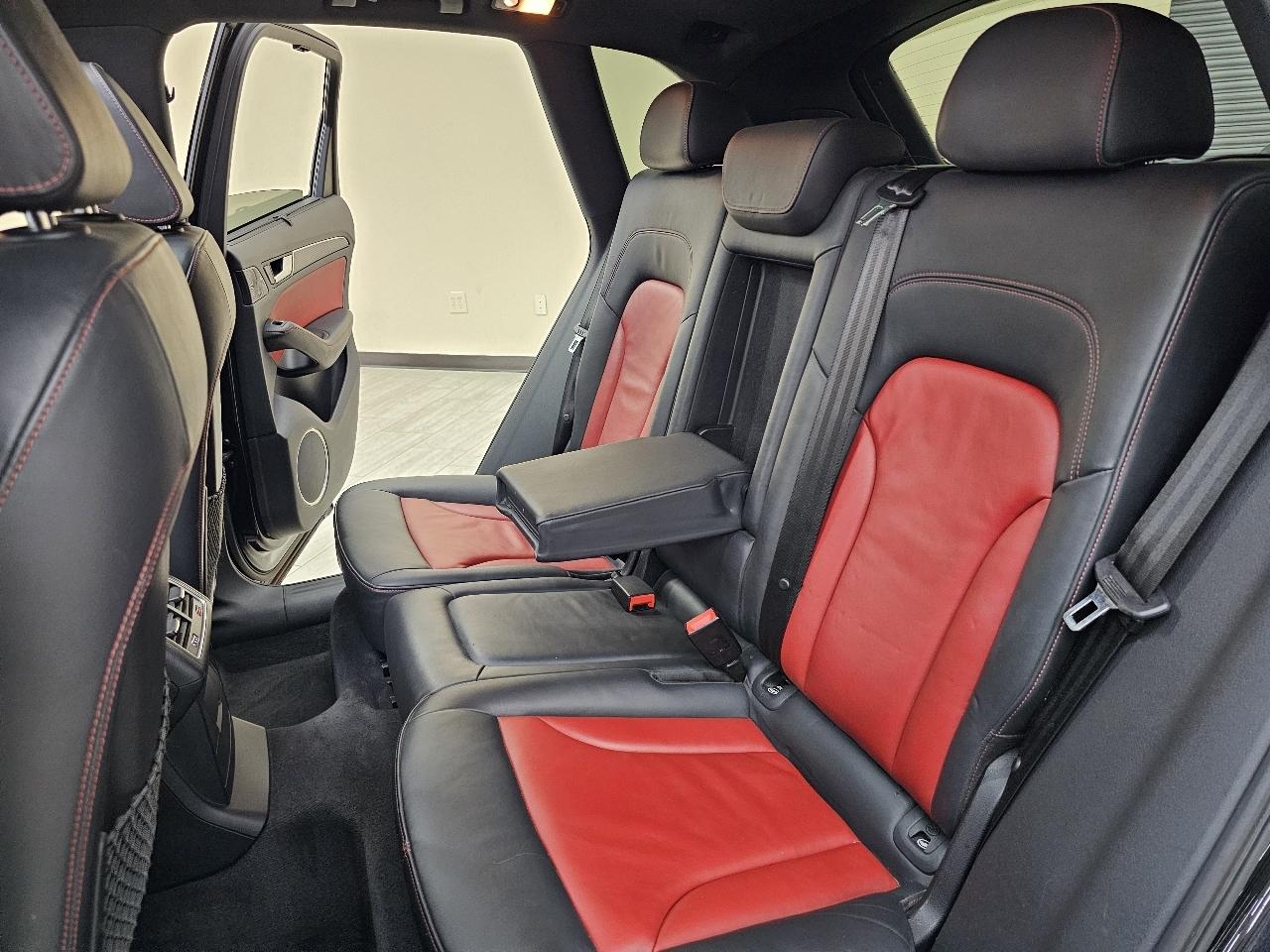 Audi SQ5  2014