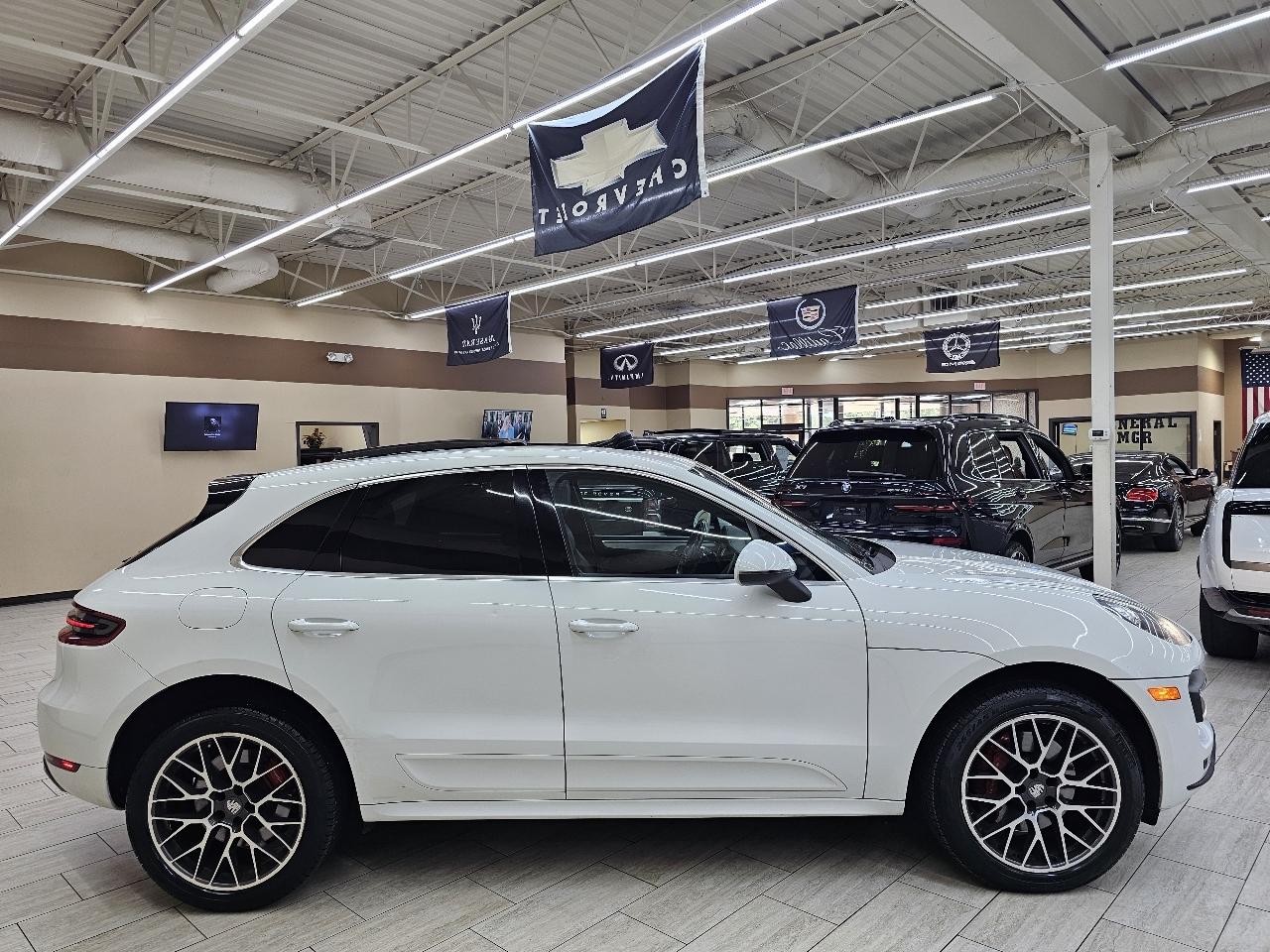 Porsche Macan Turbo 2017