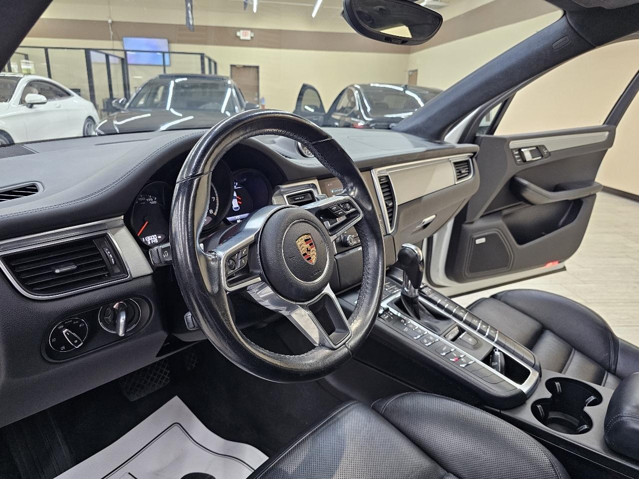 Porsche Macan Turbo 2017