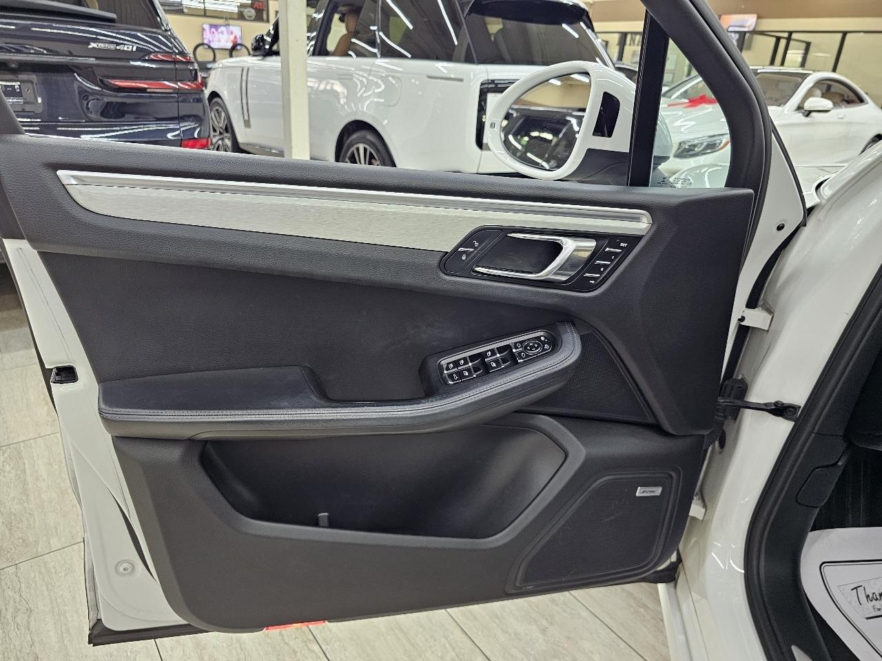 Porsche Macan Turbo 2017