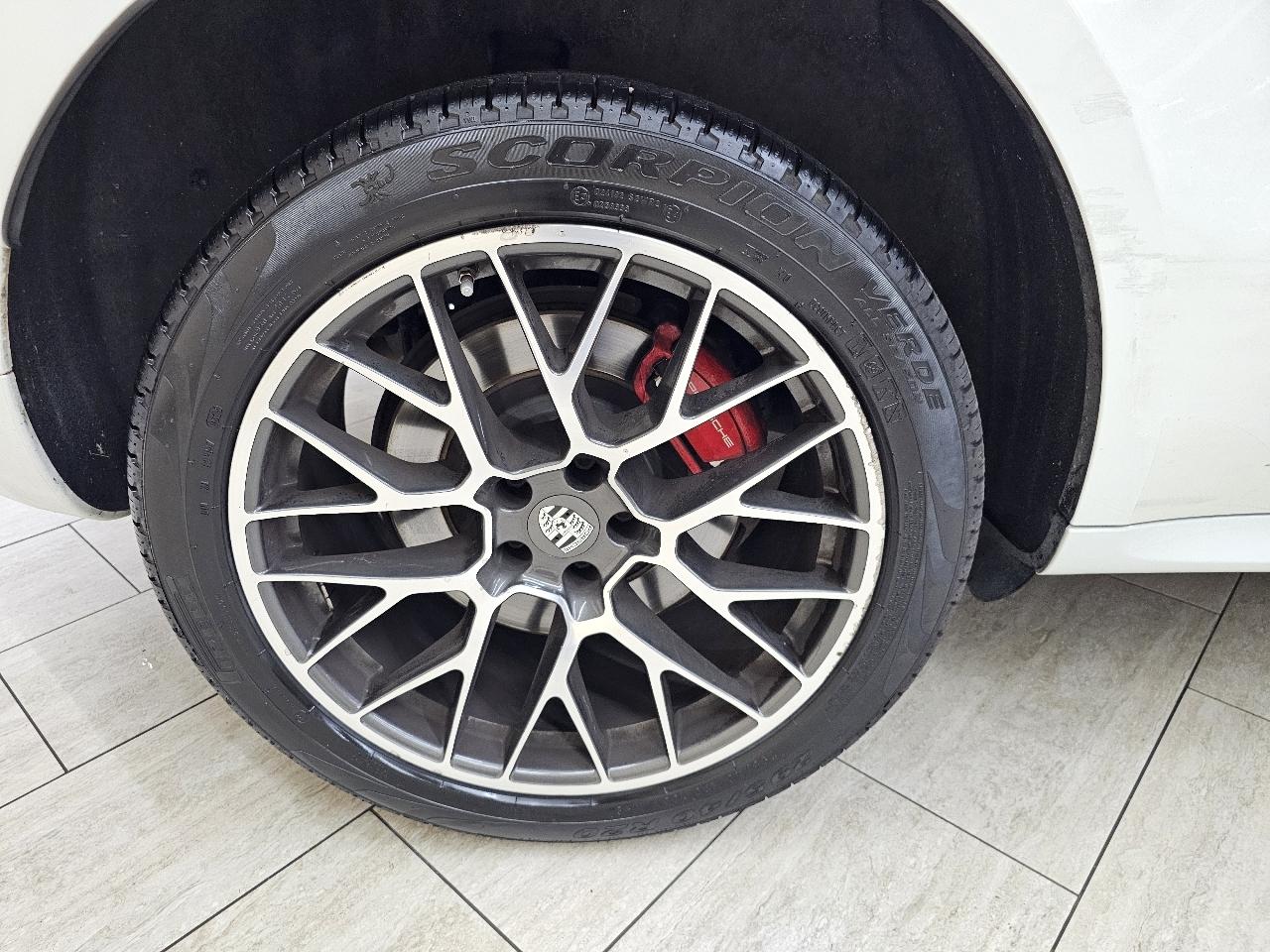 Porsche Macan Turbo 2017