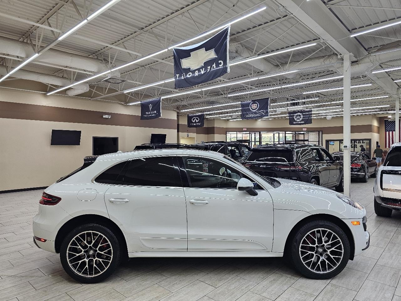 Porsche Macan Turbo 2017