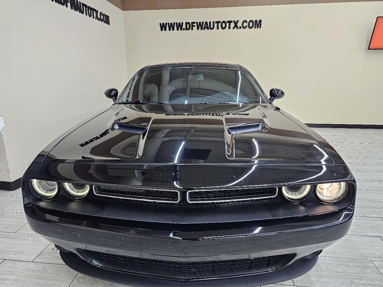 Dodge Challenger SXT 2021