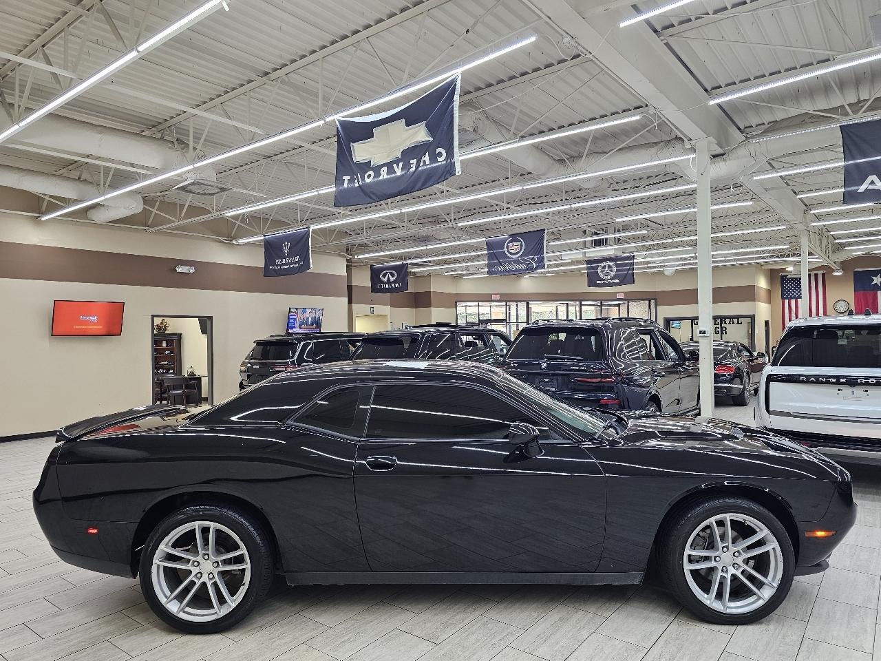 Dodge Challenger SXT 2021